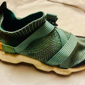 Chaco Water/Hiking Women’s Shoe